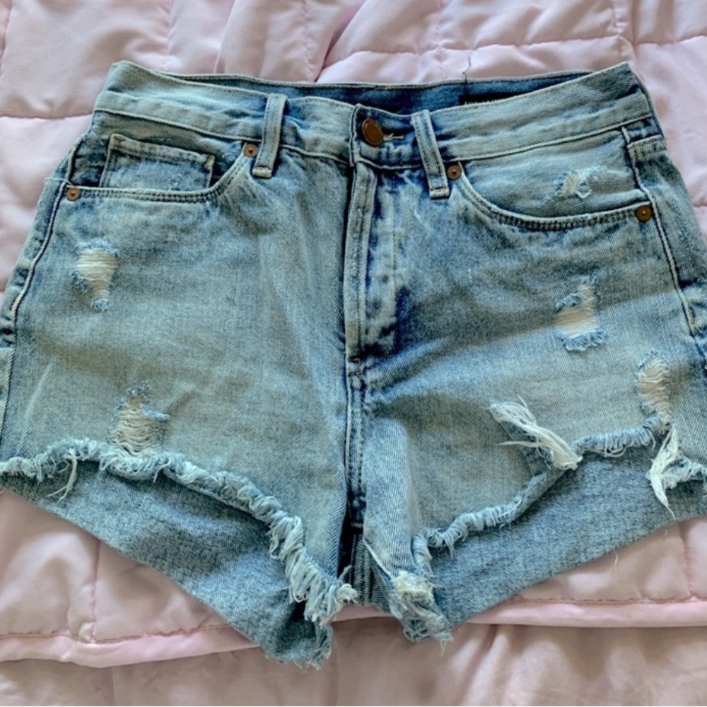BLANK NYC Jean Shorts Denim Cut offs Button Up Jeans Sz 26 EUC